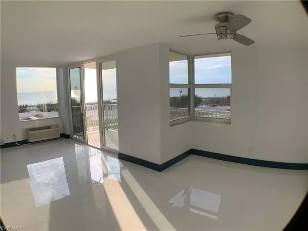 Fort Myers Beach, FL 33931,7300 Estero BLVD #106