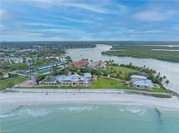 Naples, FL 34102,100 Bay RD