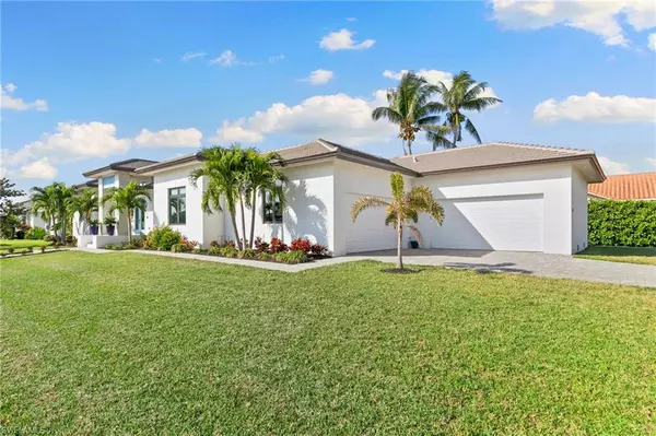 Marco Island, FL 34145,100 Templewood CT