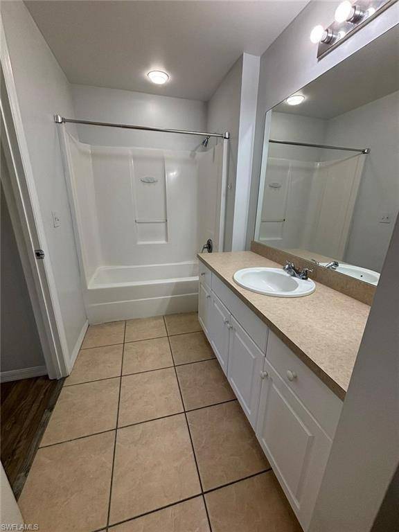 Cape Coral, FL 33909,2305 NE 26th ST