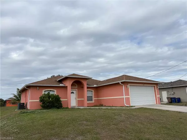 2902 Colin AVE S, Lehigh Acres, FL 33976