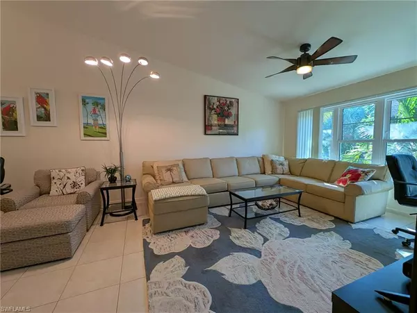 4080 Looking Glass LN #2908, Naples, FL 34112