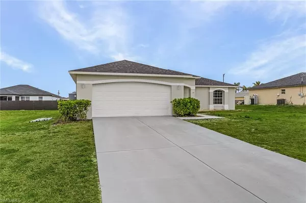 125 NW 10th ST, Cape Coral, FL 33993