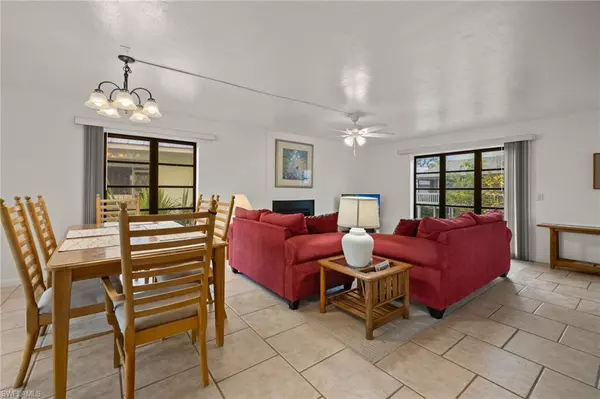 Captiva, FL 33924,27 Urchin CT