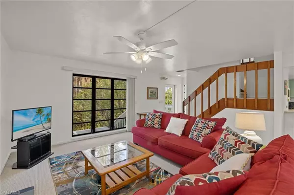 Captiva, FL 33924,27 Urchin CT