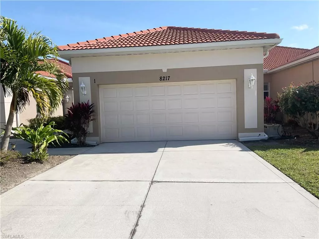 Naples, FL 34104,8217 Sanctuary DR #93