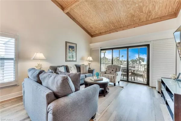 Captiva, FL 33924,2121 Gulf Beach Villas