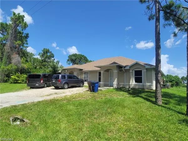 2137 Fairway DR, Lehigh Acres, FL 33973