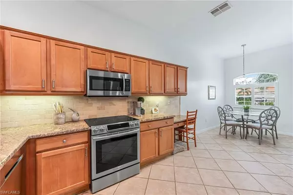 Naples, FL 34113,6512 Castlelawn PL #61