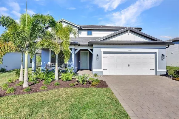 10407 Ventana LN, Naples, FL 34120