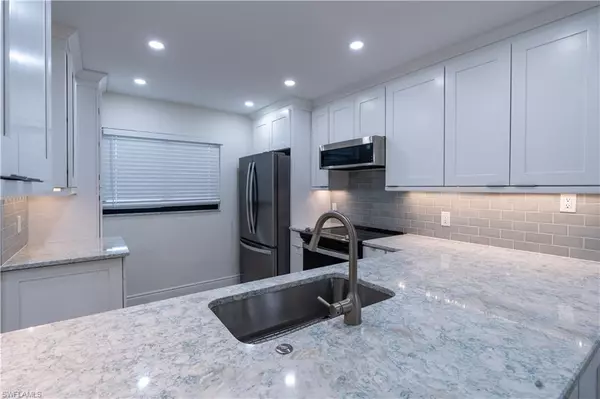 Fort Myers, FL 33908,17455 Woodland TRCE #C