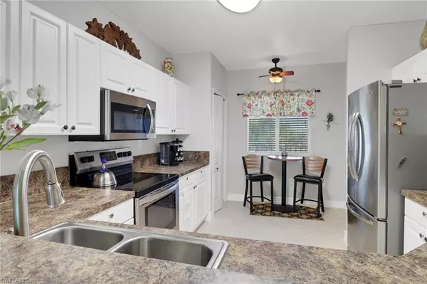 Naples, FL 34104,7842 Regal Heron CIR #301