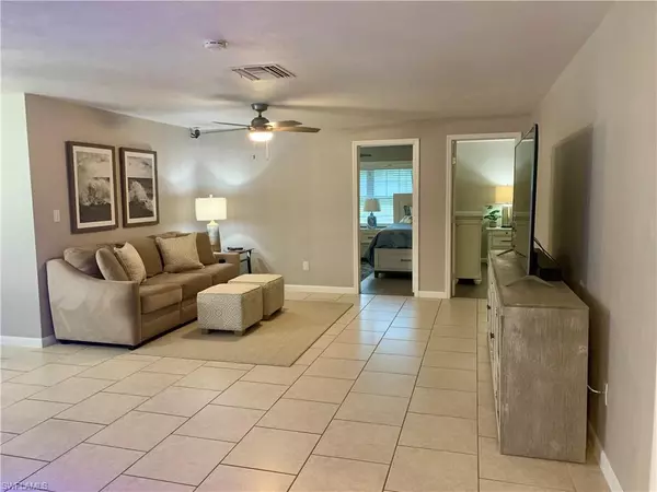 Naples, FL 34116,4697 25th CT SW