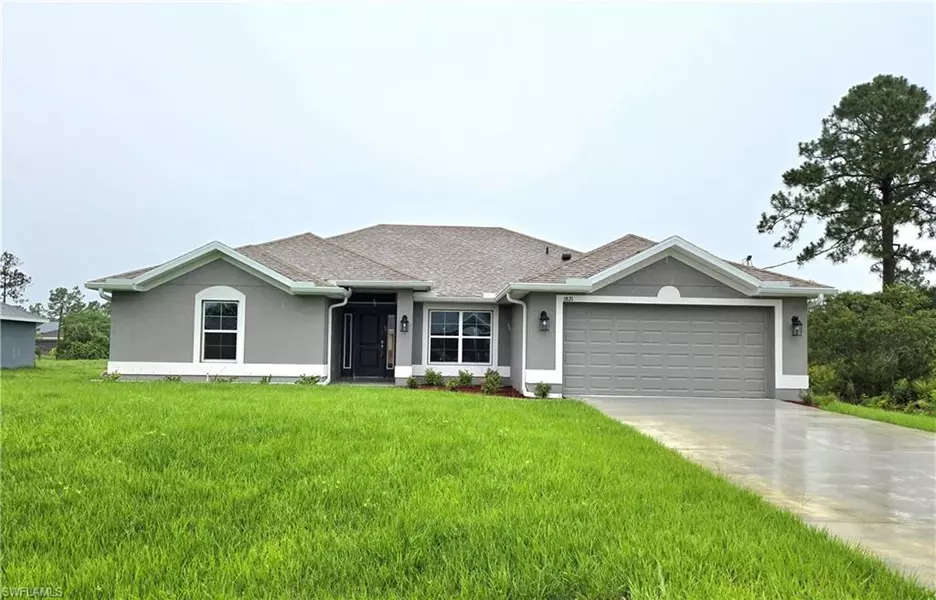 1821 Lodge ST, Lehigh Acres, FL 33972