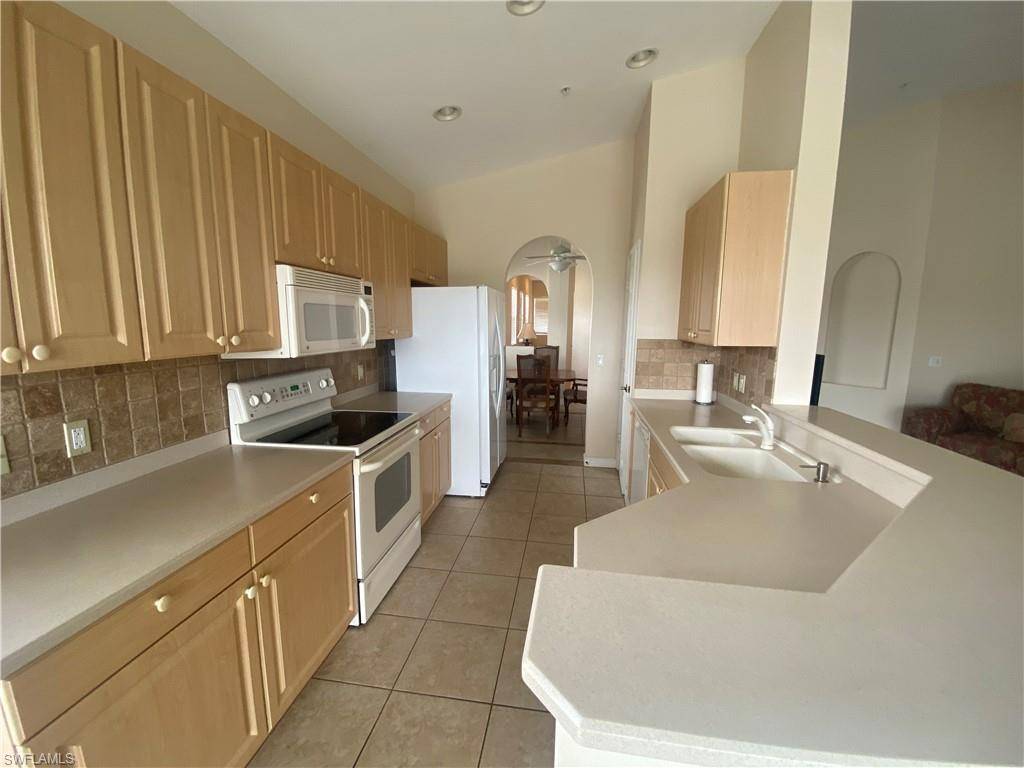 Naples, FL 34109,3054 Driftwood WAY #4508