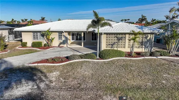 66 Ocean DR, Punta Gorda, FL 33950