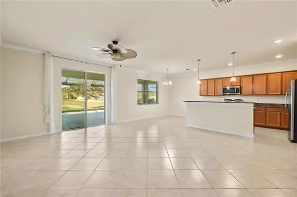 Cape Coral, FL 33909,2575 Laurentina LN