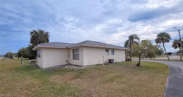 Lehigh Acres, FL 33936,14 Parkwood Villas CT