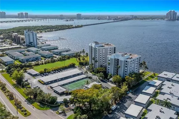3350 N Key DR #513,  North Fort Myers,  FL 33903