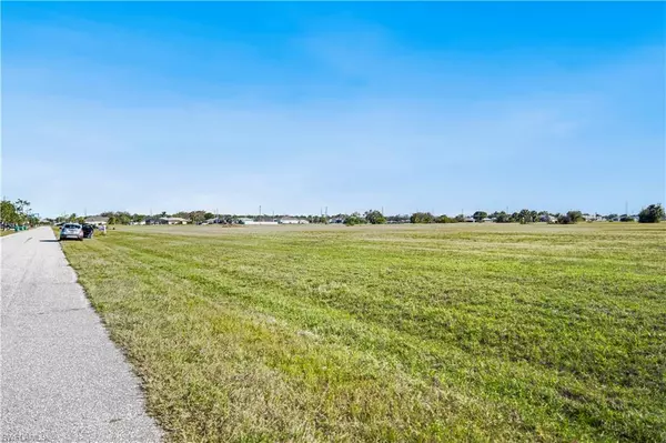 Cape Coral, FL 33909,2016 NE 17th TER