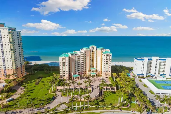 Marco Island, FL 34145,930 Cape Marco DR #501