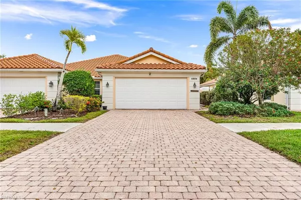 5508 Islandwalk CIR, Naples, FL 34119