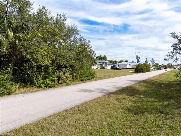 Cape Coral, FL 33909,1431 NE 33rd ST