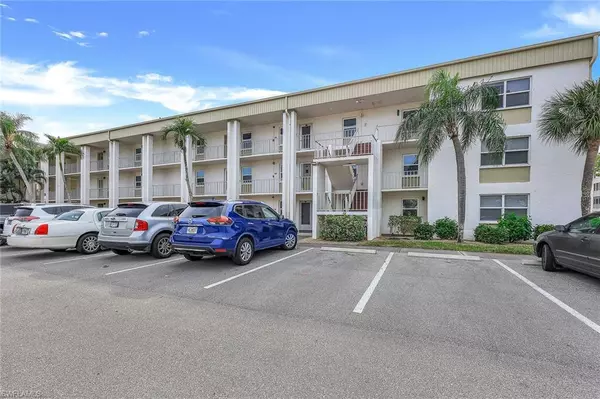 Fort Myers, FL 33907,1624 Pine Valley DR #205