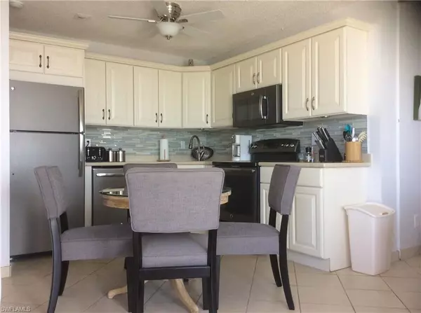 Fort Myers Beach, FL 33931,7360 Estero BLVD #605