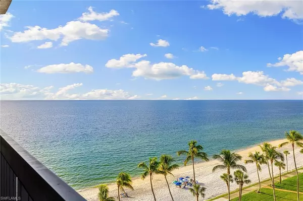 Naples, FL 34103,4001 Gulf Shore BLVD N #904