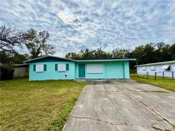 3764 Richard RD, North Fort Myers, FL 33903