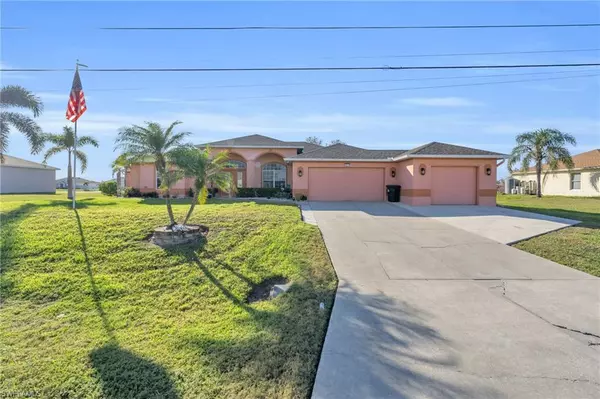 2910 NW 7th PL, Cape Coral, FL 33993