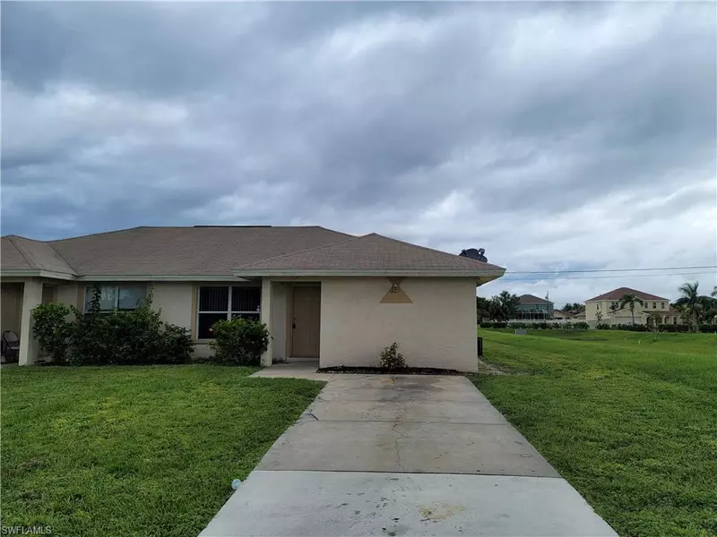 1417 NE 8th TER, Cape Coral, FL 33909