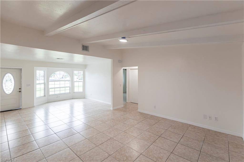 Cape Coral, FL 33904,1107 SE 37th ST