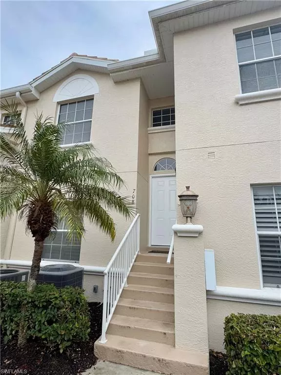 Naples, FL 34109,6285 Wilshire Pines CIR #708