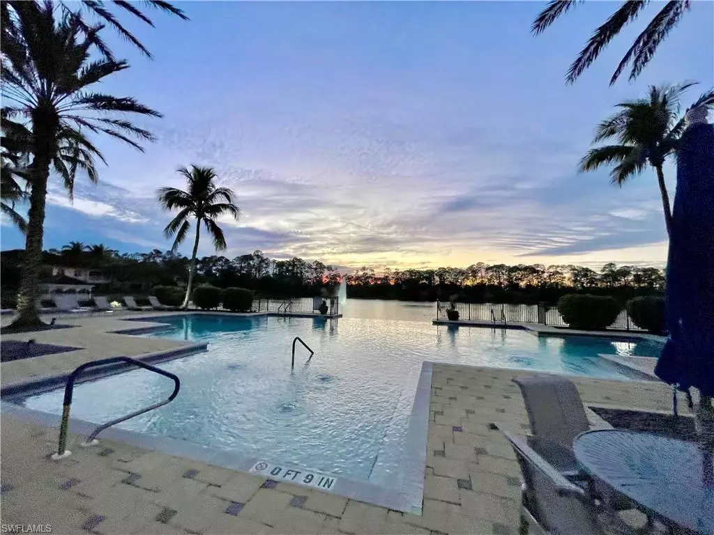 Naples, FL 34119,1886 Tarpon Bay DR S #205