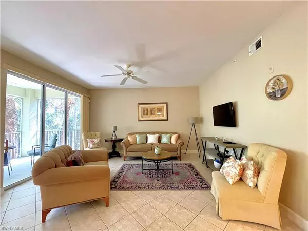 Naples, FL 34119,1886 Tarpon Bay DR S #205