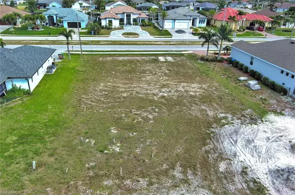 Cape Coral, FL 33914,4122 Oasis BLVD