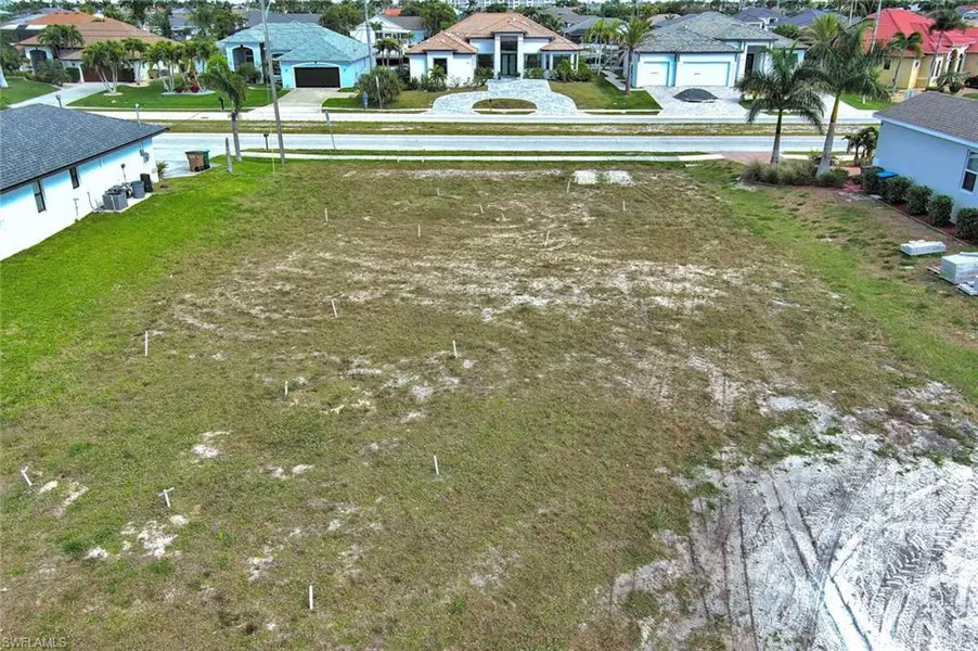 4122 Oasis BLVD, Cape Coral, FL 33914