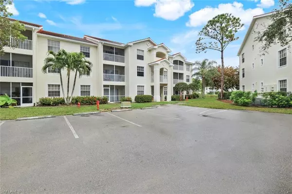 Naples, FL 34109,4620 Saint Croix LN #921