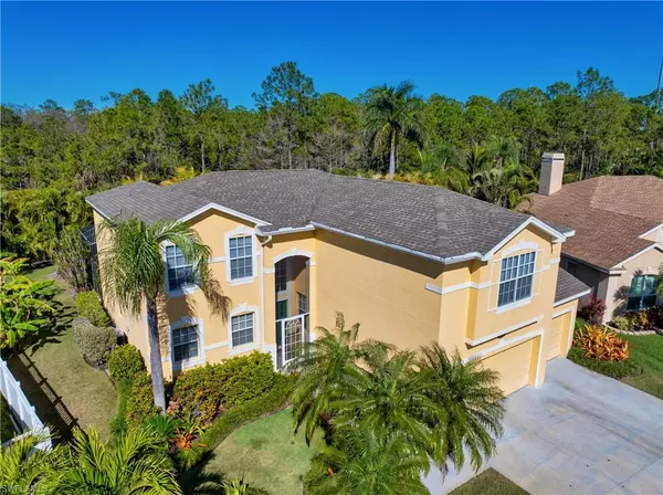 301 Spider Lily LN, Naples, FL 34119