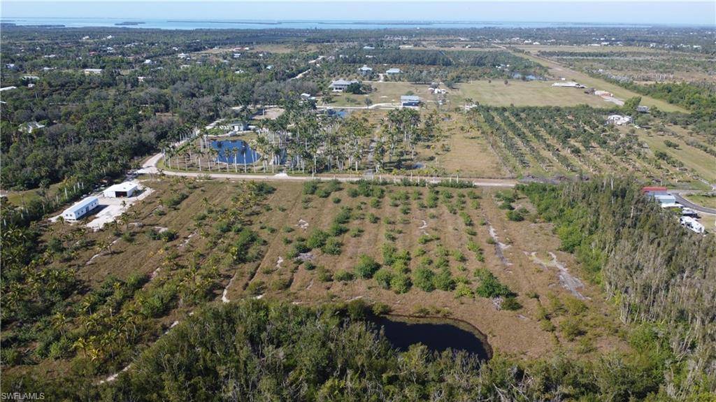 Bokeelia, FL 33922,13660 Ficus Tree LN