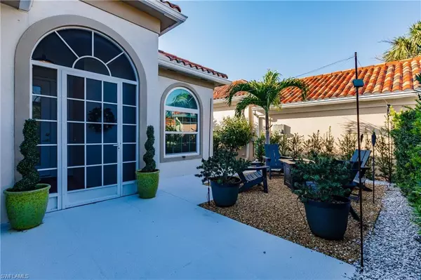 Naples, FL 34109,4249 Montalvo CT