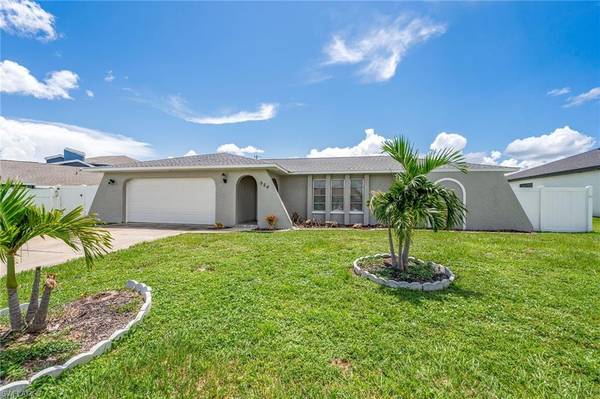 924 SE 15th TER, Cape Coral, FL 33990