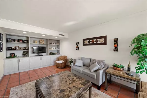 Fort Myers, FL 33919,5260 S Landings DR #304