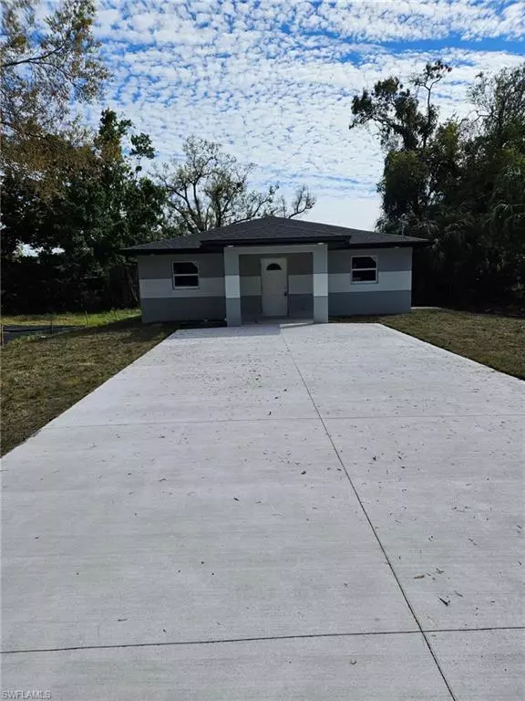 Fort Myers, FL 33916,3528 Seminole AVE