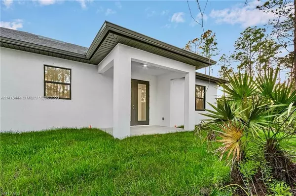 Naples, FL 34120,4091 56th AVE NE