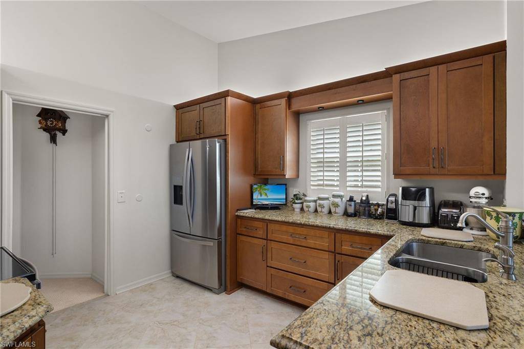 Fort Myers, FL 33919,15060 Lakeside View DR #1102