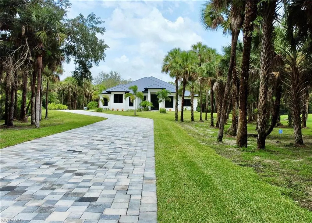 Naples, FL 34120,740 13th ST NW
