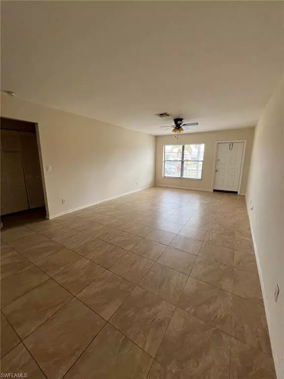 Cape Coral, FL 33904,4964 Vincennes ST #104